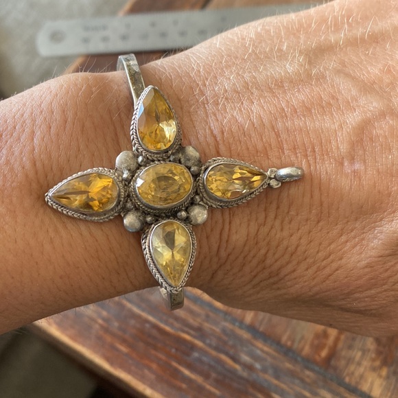 Sterling silver and Citrine pendant? - Picture 3 of 12